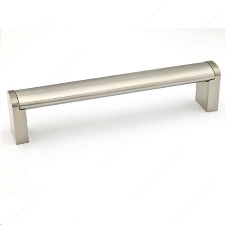 SLEEK CONTEMPORARY STAINLESS STEEL 128MM PULL - 525